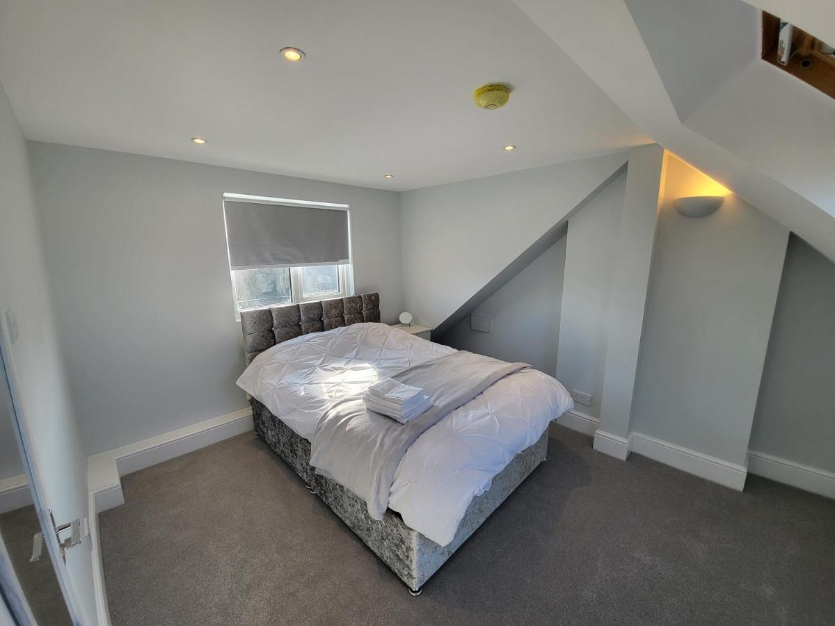 High Spec Large 6 Bedroom House! Apartment Kingston upon Thames (Greater London)
