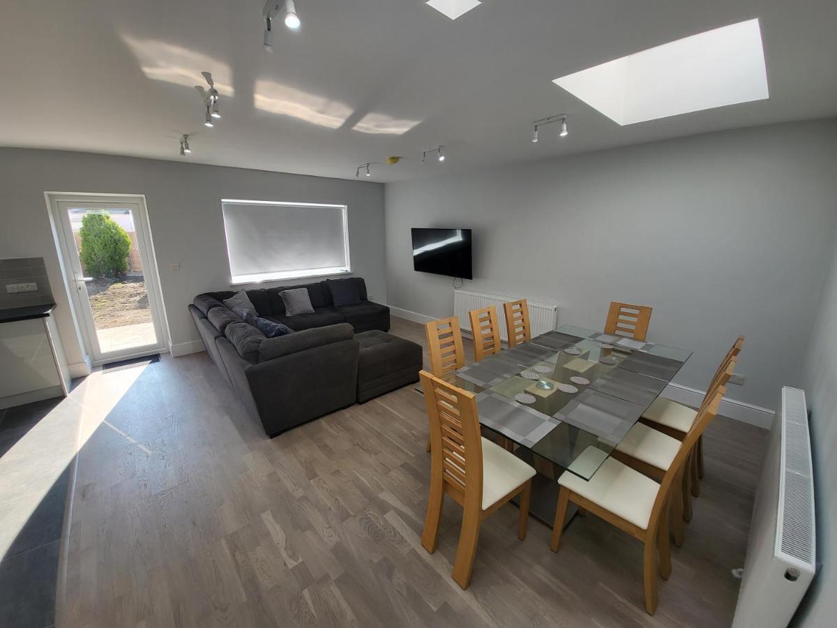 High Spec Large 6 Bedroom House! Kingston upon Thames (Greater London)